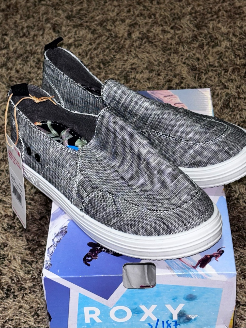 Roxy Lola Women’s Shoes Size 6 Black Canvas Slip On Shoes